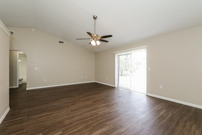 Building Photo - 2740 Settlers Trail