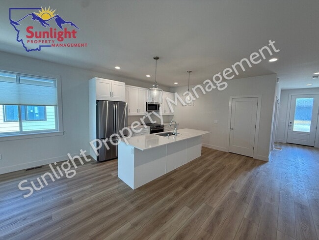Building Photo - Brand New Townhome For Rent