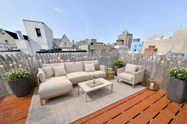 Foto del edificio - 314 E 106th St