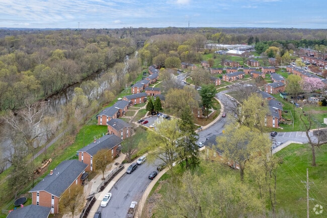 Aerial Photo - Franklin Terrace