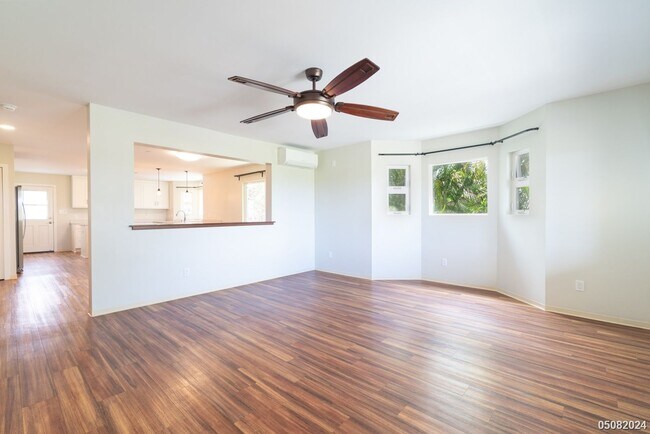 Foto del edificio - Beautiful Executive Custom Home in Kaneohe