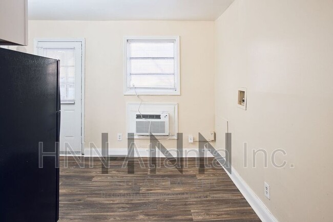 Building Photo - 2157 Lenox Rd, NE