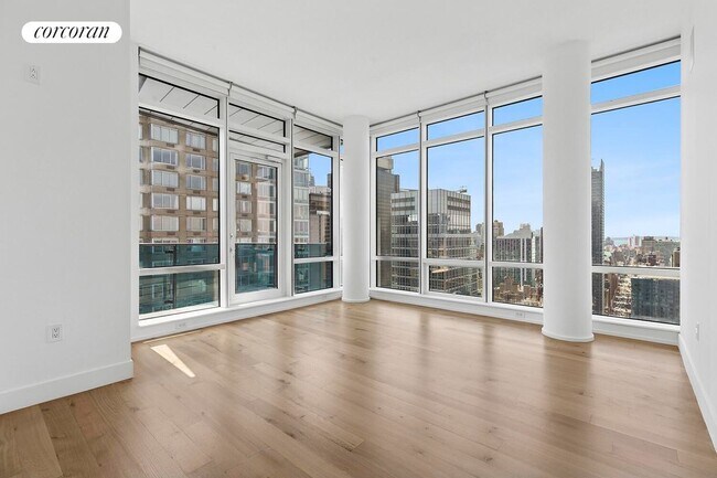 Foto del edificio - 306 W 48th St