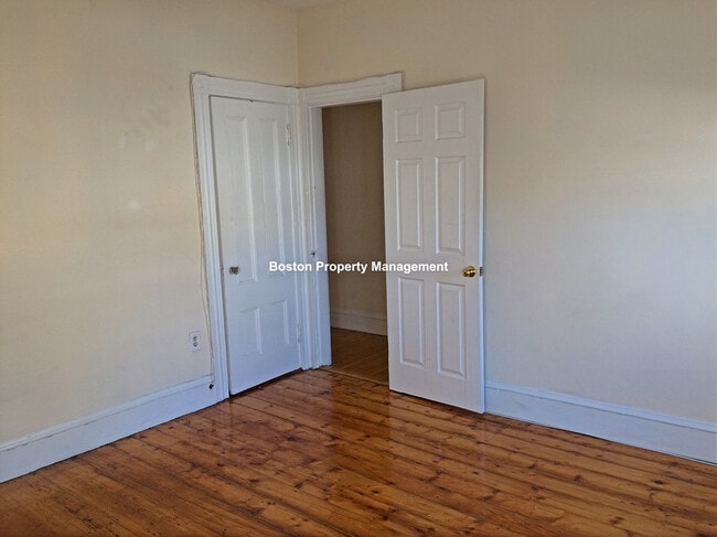 Building Photo - 74 Hano St