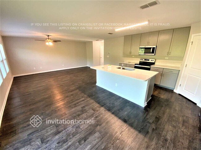 Foto del edificio - 349 Sawmill Landing Dr