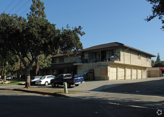 Foto del edificio - 842 S Sherman Ave