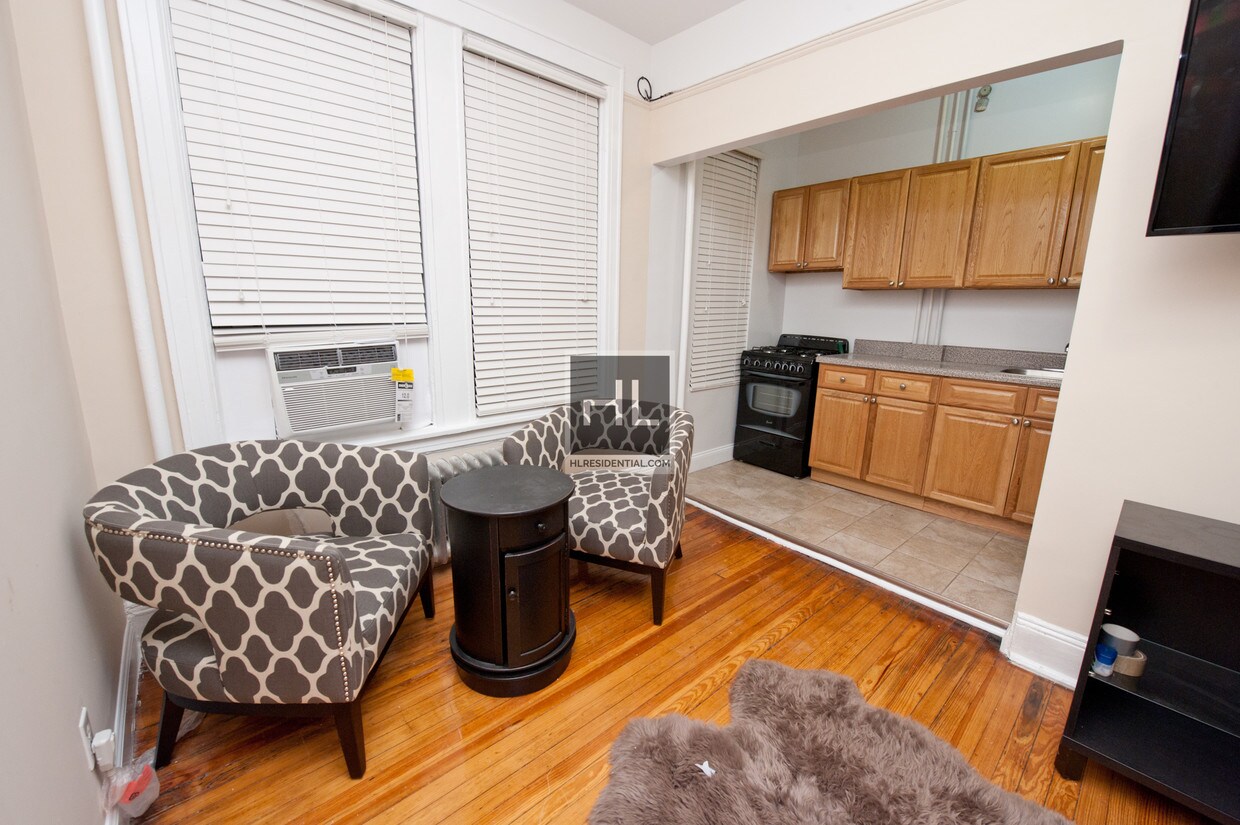 Foto principal - 3060 35th St