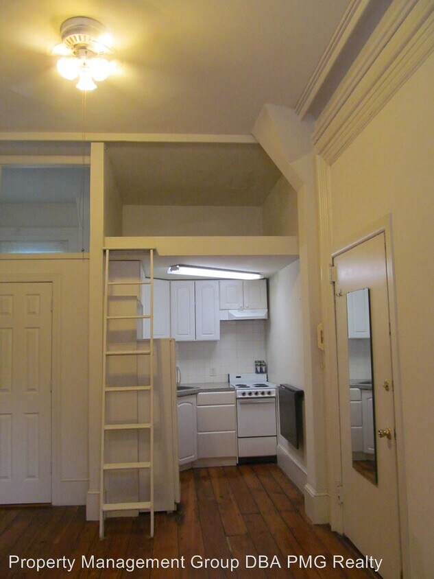 Primary Photo - 1315 Spruce St