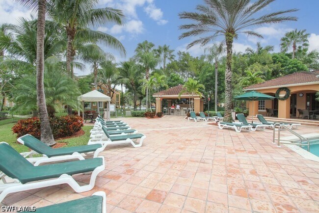 Foto del edificio - 1205 Wildwood Lakes Blvd