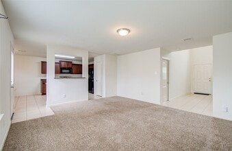 Building Photo - 8218 Hall View Dr