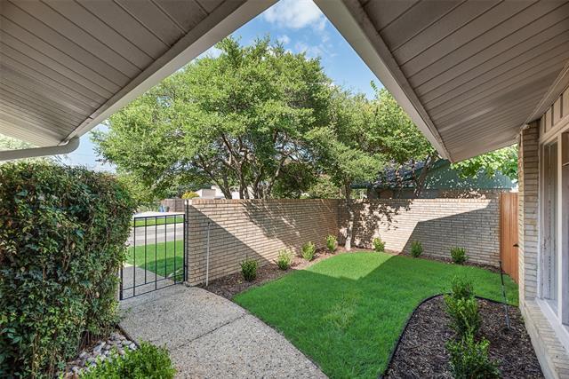 Building Photo - 7426 Woodthrush Dr