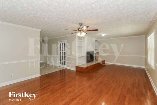 Foto del edificio - 2671 Pine Log Way