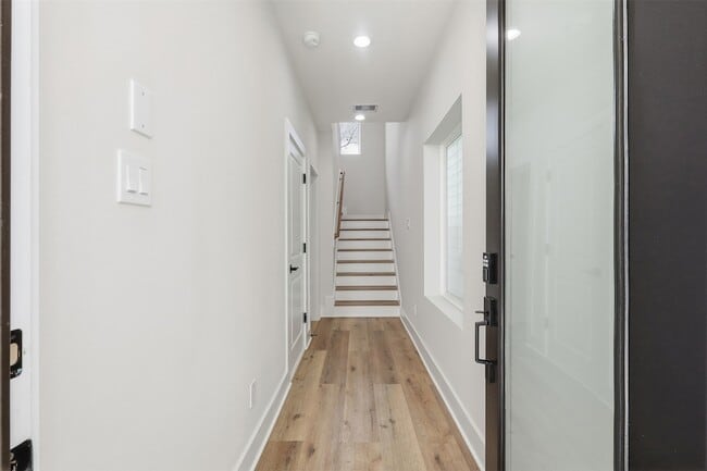 Building Photo - 9403 F Hammerly Boulevard Unit G