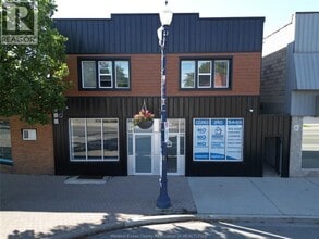 Building Photo - 808 Ottawa St