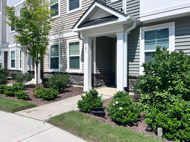 Building Photo - 181 Ivy Vine Way