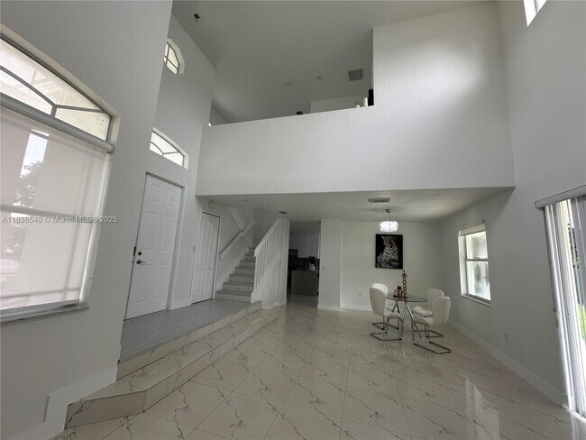 Foto del edificio - 16650 SW 61st Ln