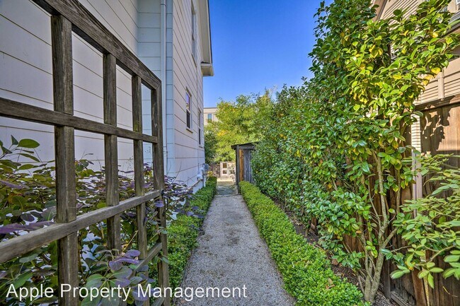 Foto del edificio - 3 br, 2 bath House - 1915 1st Ave North