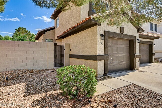 Foto del edificio - 8309 Clearbreeze Ct