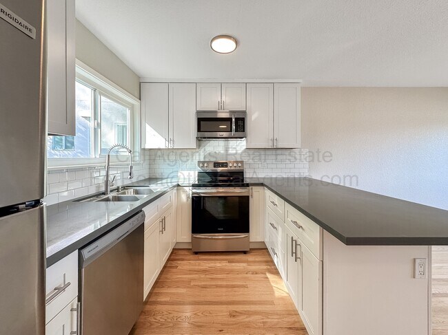 Foto del edificio - 785 Taft St