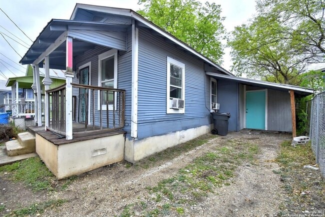 Building Photo - 1111 Guadalupe St