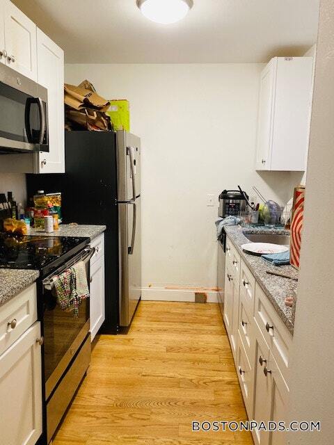 Building Photo - 774 Columbus Ave