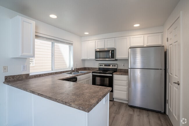 2HAB, 2BA - 963 ft² - Cocina - Stone Creek Apartments