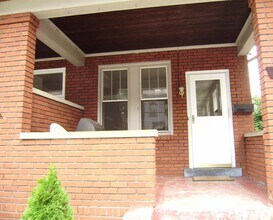 Building Photo - 5623 Woodmont St