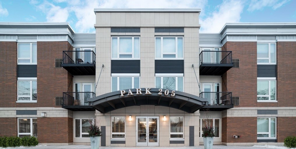 Park 205 205 W Touhy Ave Park Ridge, IL Apartments for Rent in Park