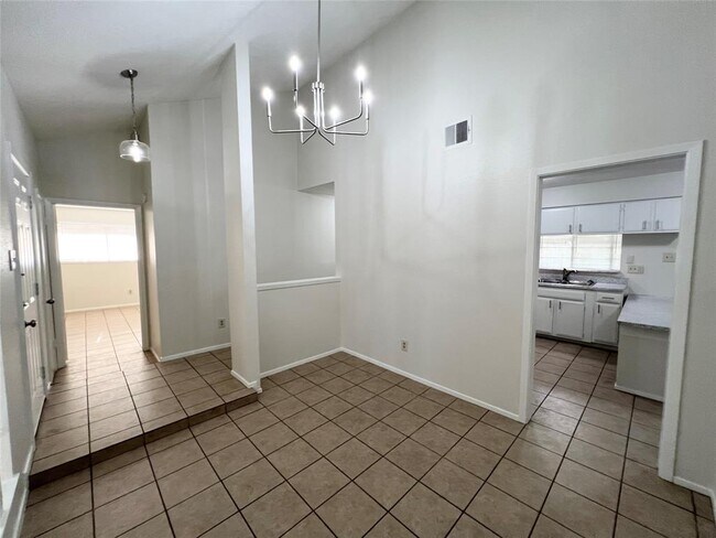 Foto del edificio - 518 Dalewood Dr