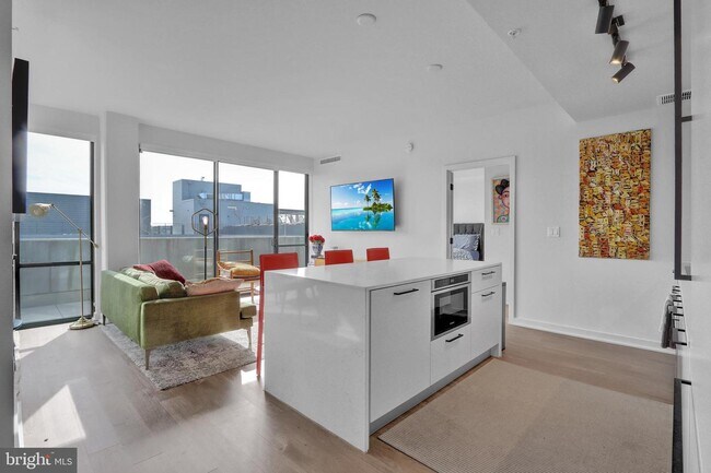 Foto del edificio - 1625 Eckington Pl NE