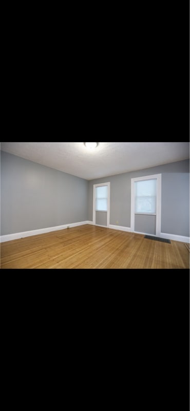 Building Photo - 408 Broadway