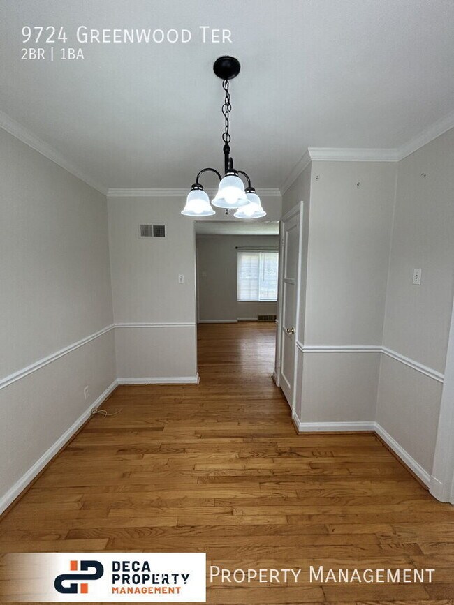 Foto del edificio - 9724 Greenwood Terrace