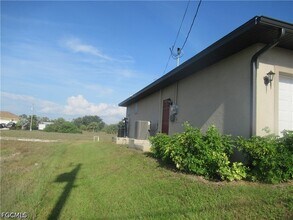 Building Photo - 3241 NW 41st Pl