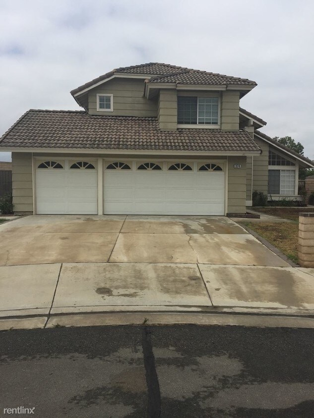 Foto principal - 374 Yellowstone Cir