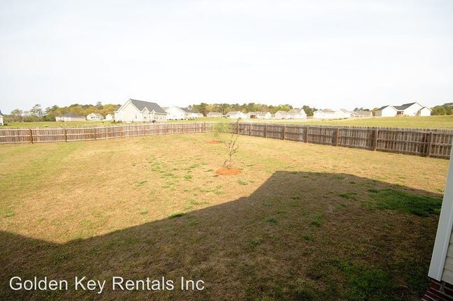 Building Photo - 1496 Dollard Town Rd