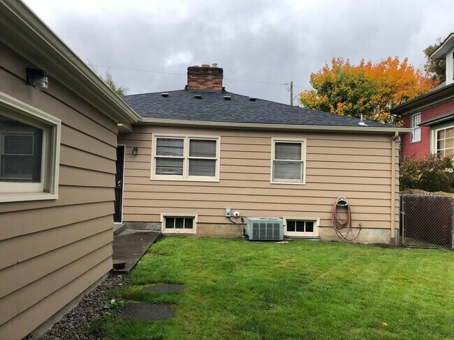 Foto del edificio - 6436 NE 26th Ave