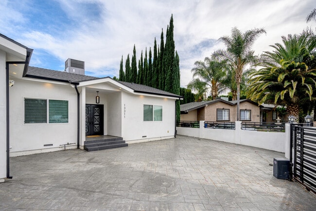 Foto del edificio - 13311 Wixom St