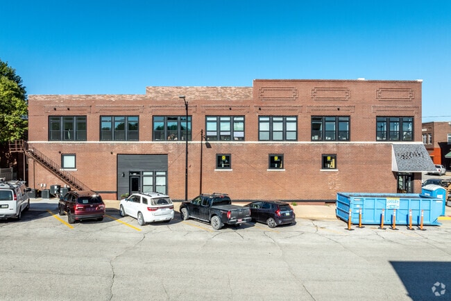 Building Photo - Reinbeck Apartments