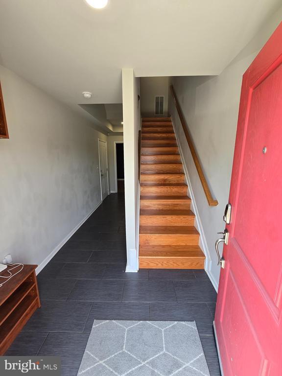 Foto del edificio - 429 Woodcrest Dr SE