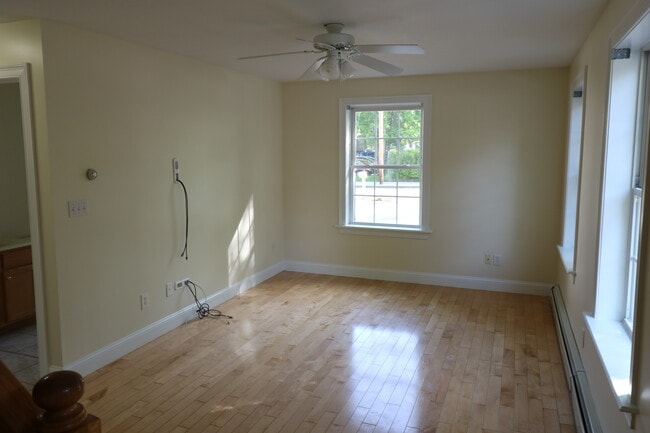 Building Photo - 38 Storer St