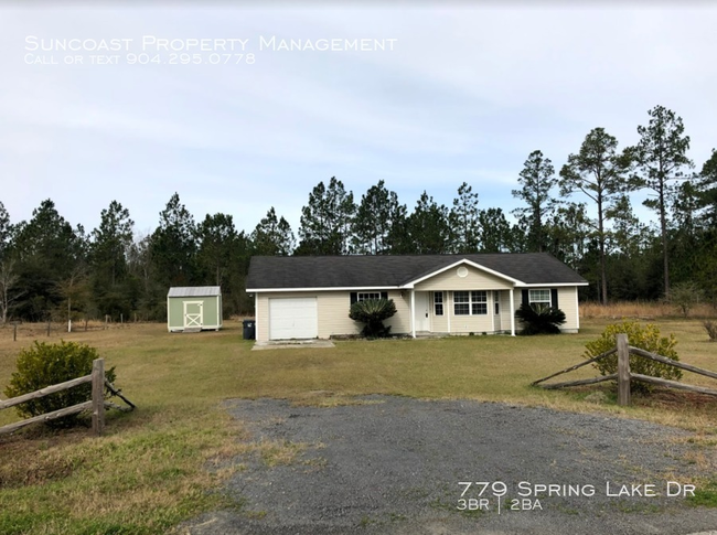 Building Photo - Beautiful home in Folkston!