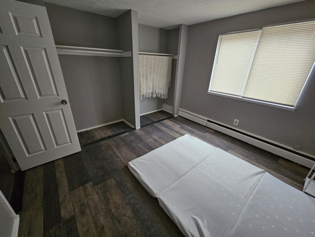 Photo - 13430 Euclid Ave Apartment