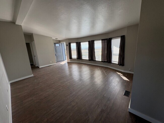 Foto del edificio - 13477 Rd 13 NW