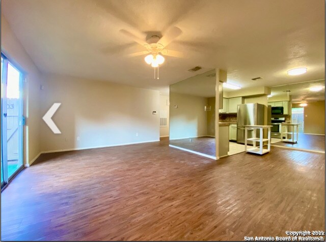 Foto del edificio - 4119 Castlewood