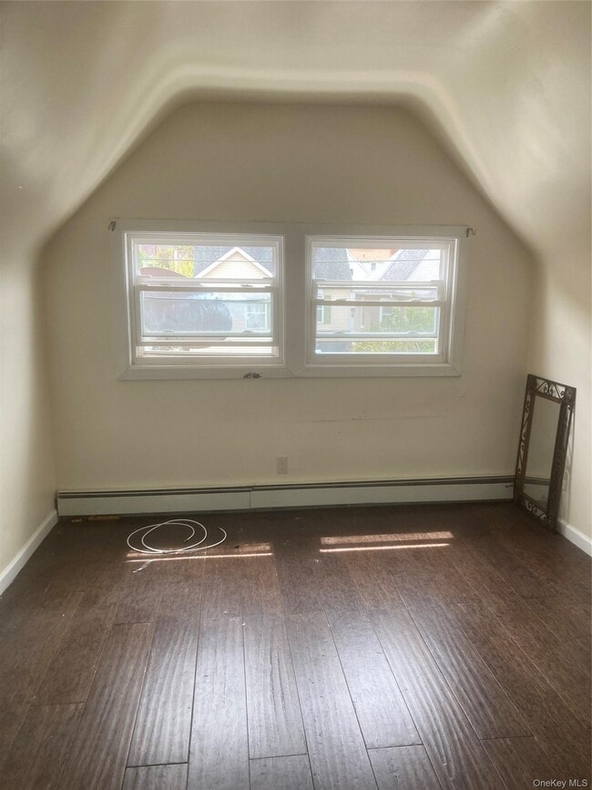 Building Photo - 117 Morris St
