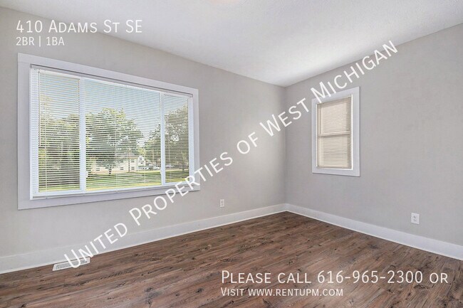 Foto del edificio - Available Now | Cozy 2 Bedroom 1 Bathroom ...