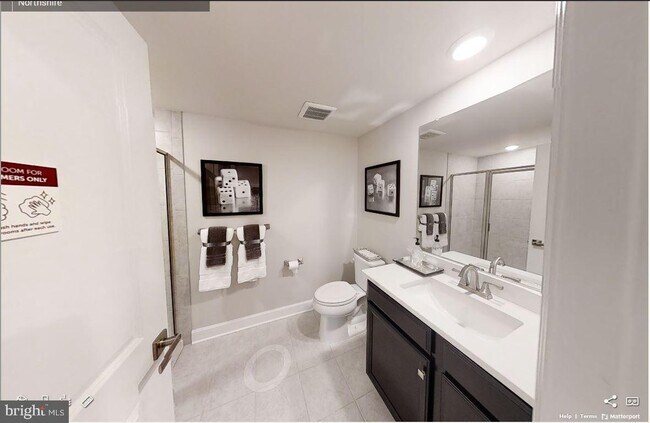 Building Photo - 310 Piper Ln