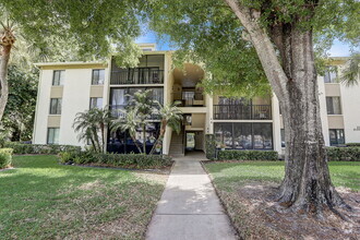 Northfield Apartments for Rent with Washer & Dryer - Tarpon Springs, FL ...