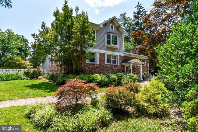Foto del edificio - 5303 Danbury Rd