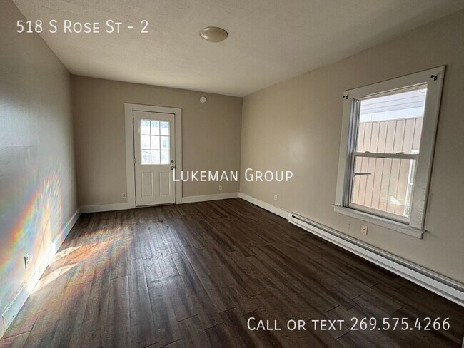 Foto del edificio - 518 S Rose St